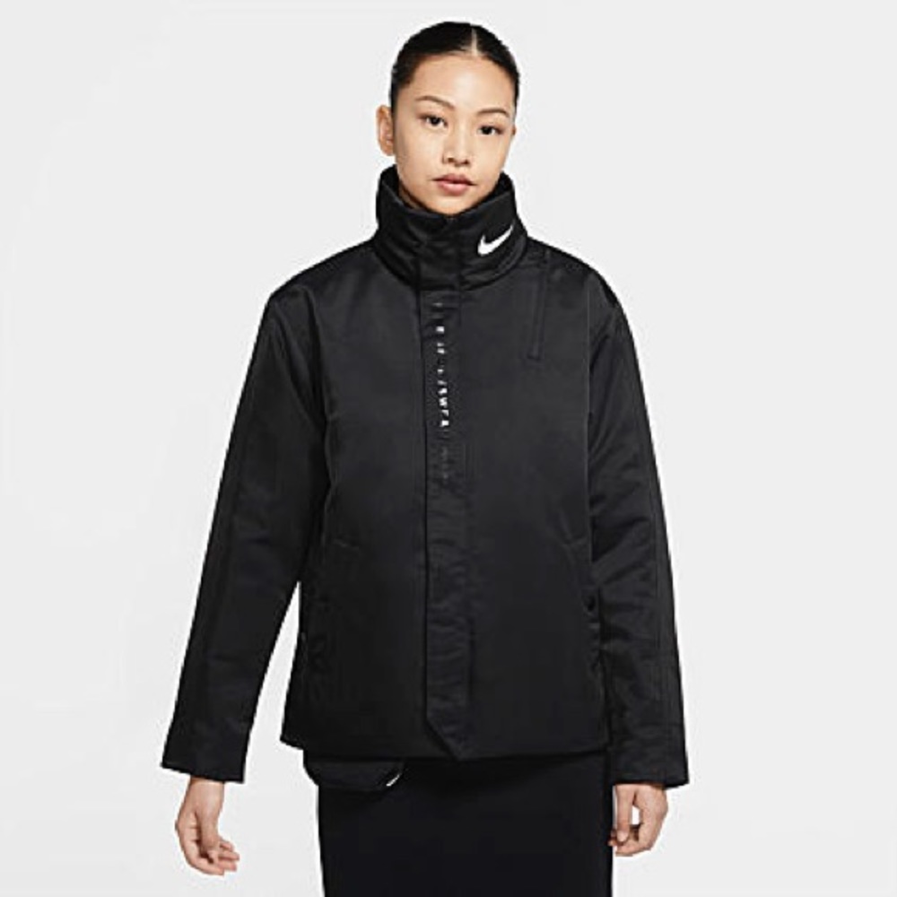 NWT Nike Black Insulated Sportswear Jacket